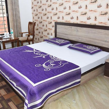 Alakhnanda Guest House Varanasi Exterior foto