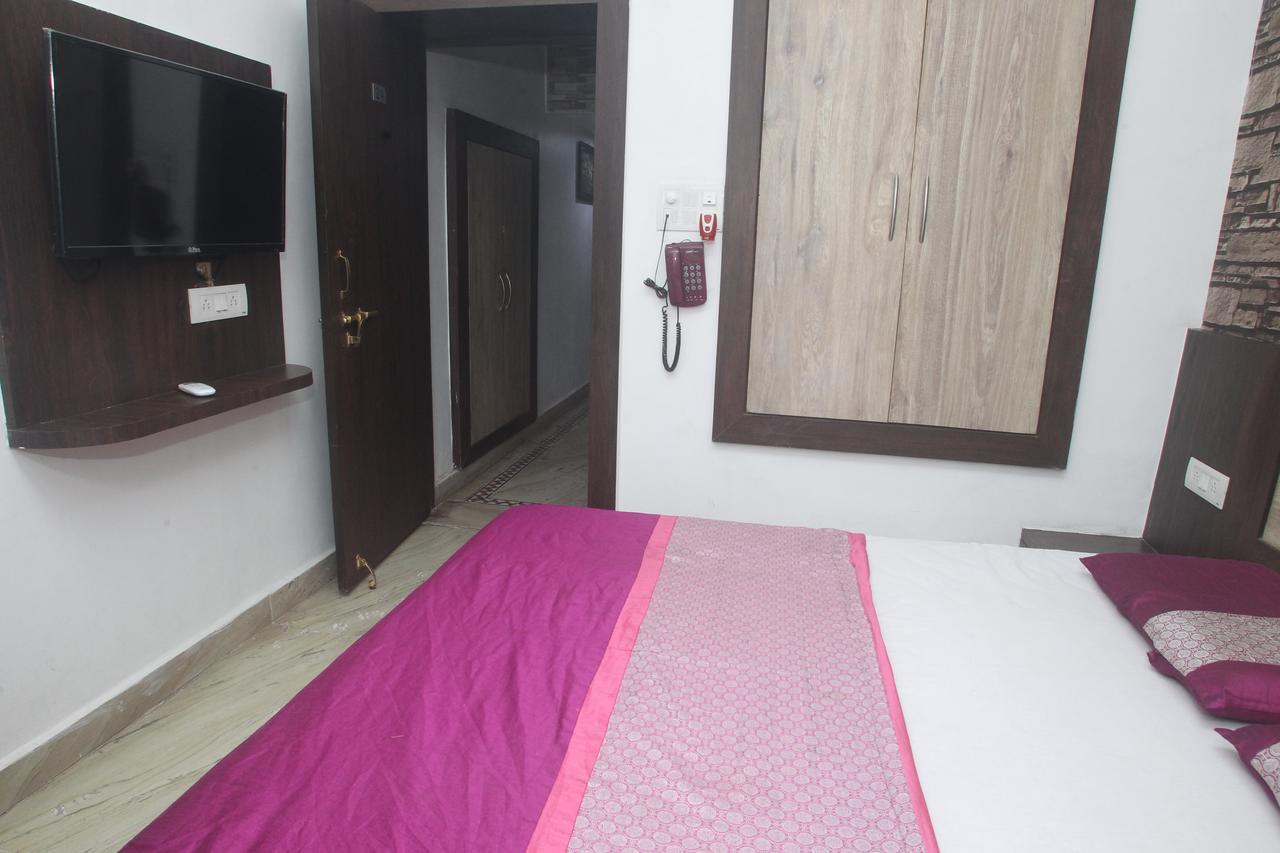 Alakhnanda Guest House Varanasi Exterior foto